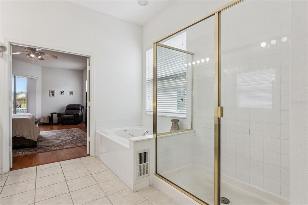 For Sale: $1,045,000 (4 beds, 3 baths, 3248 Square Feet)