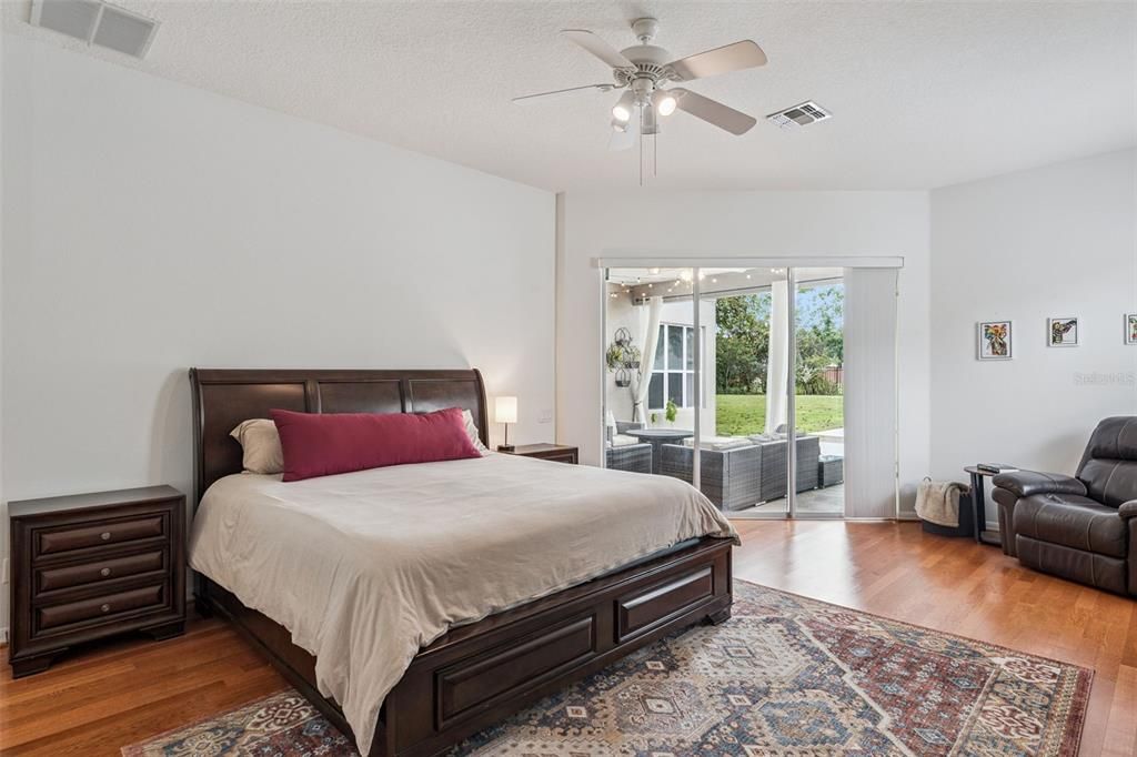 For Sale: $1,045,000 (4 beds, 3 baths, 3248 Square Feet)