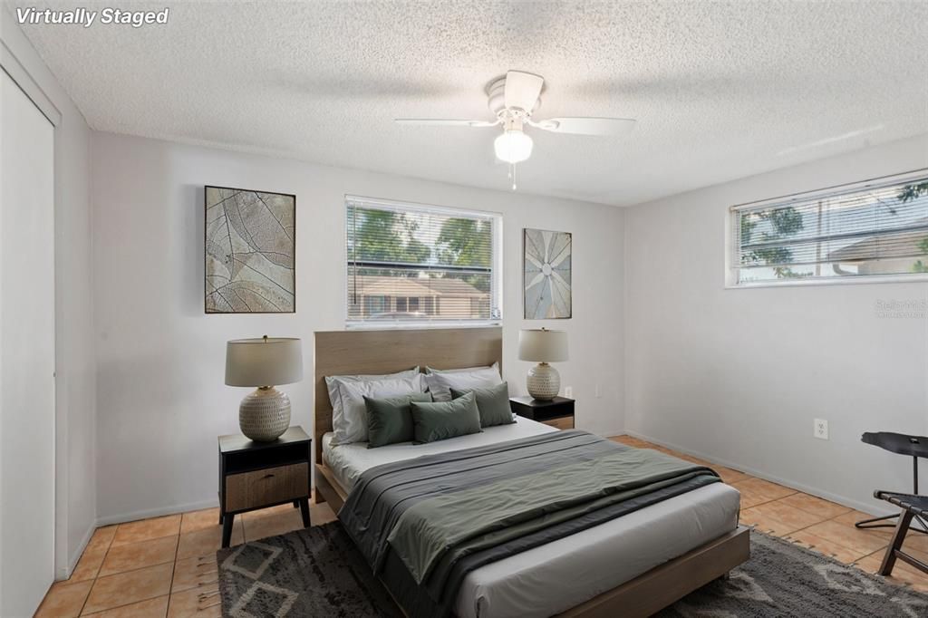 For Sale: $199,999 (2 beds, 1 baths, 1080 Square Feet)