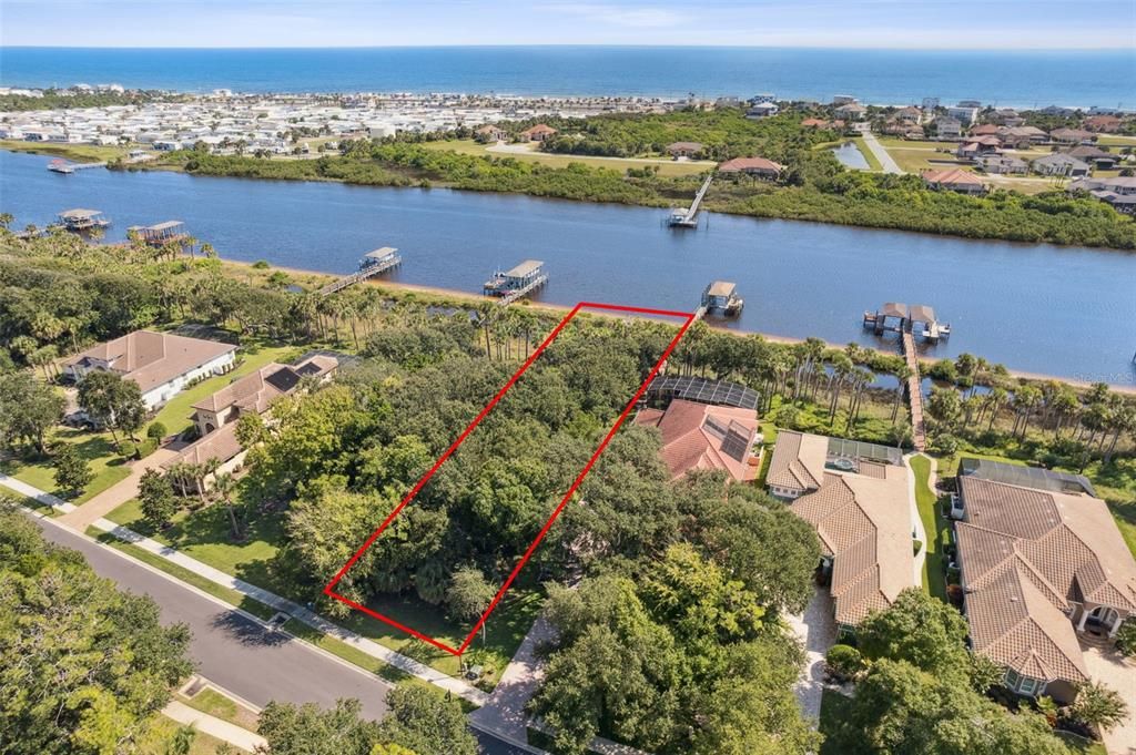 Под контрактом: $319,000 (0.56 acres)