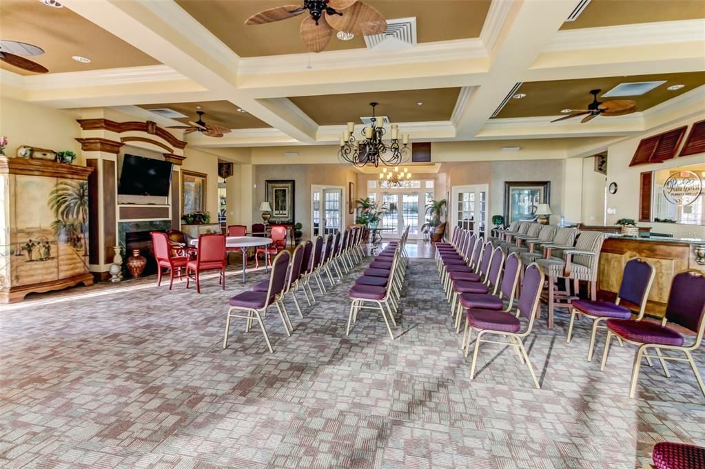 Под контрактом: $319,000 (0.56 acres)