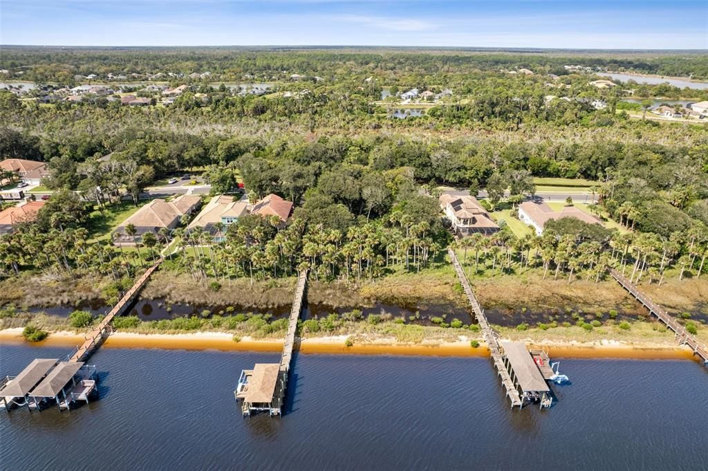 Под контрактом: $319,000 (0.56 acres)