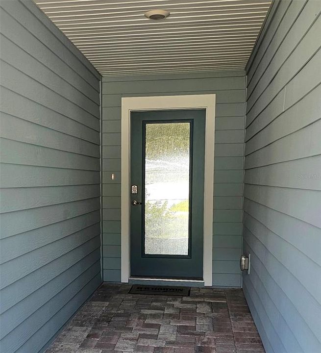 Active With Contract: $347,990 (3 beds, 2 baths, 1604 Square Feet)