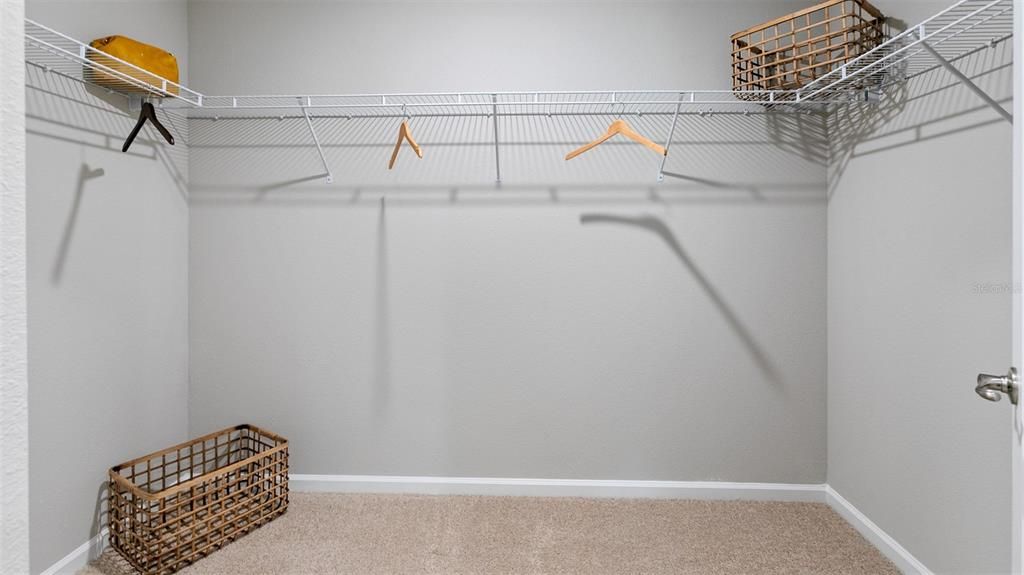 Active With Contract: $347,990 (3 beds, 2 baths, 1604 Square Feet)