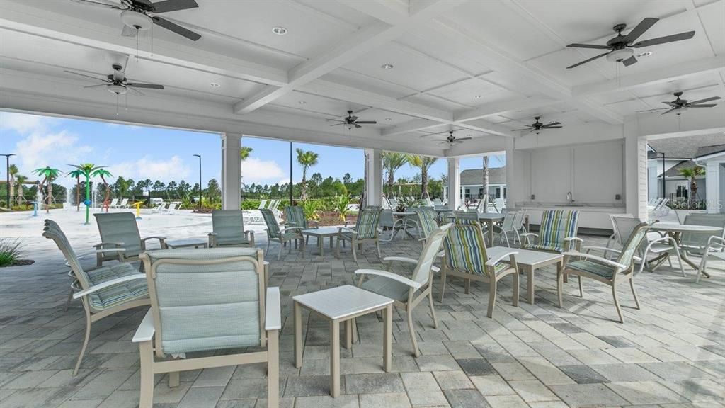 Active With Contract: $347,990 (3 beds, 2 baths, 1604 Square Feet)