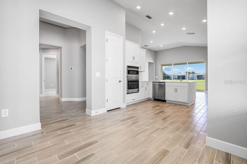 Active With Contract: $360,900 (3 beds, 2 baths, 2055 Square Feet)