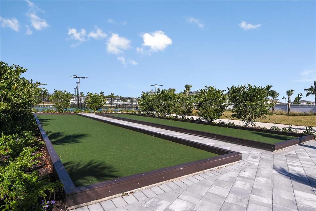 Active With Contract: $360,900 (3 beds, 2 baths, 2055 Square Feet)