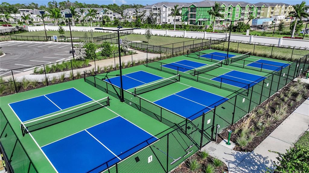 Active With Contract: $360,900 (3 beds, 2 baths, 2055 Square Feet)