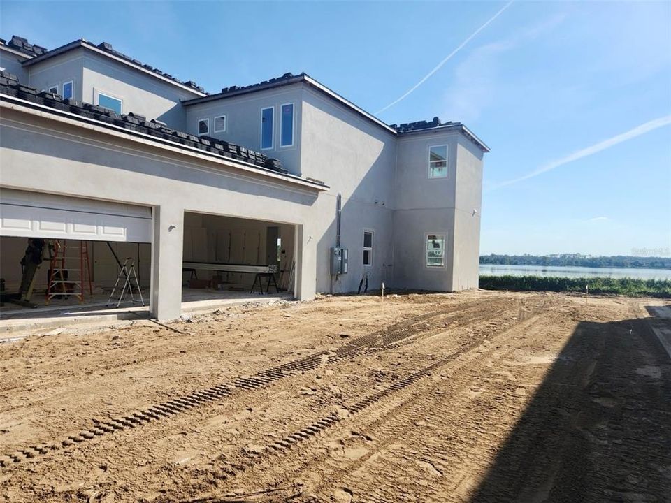 For Sale: $3,304,469 (6 beds, 6 baths, 6442 Square Feet)