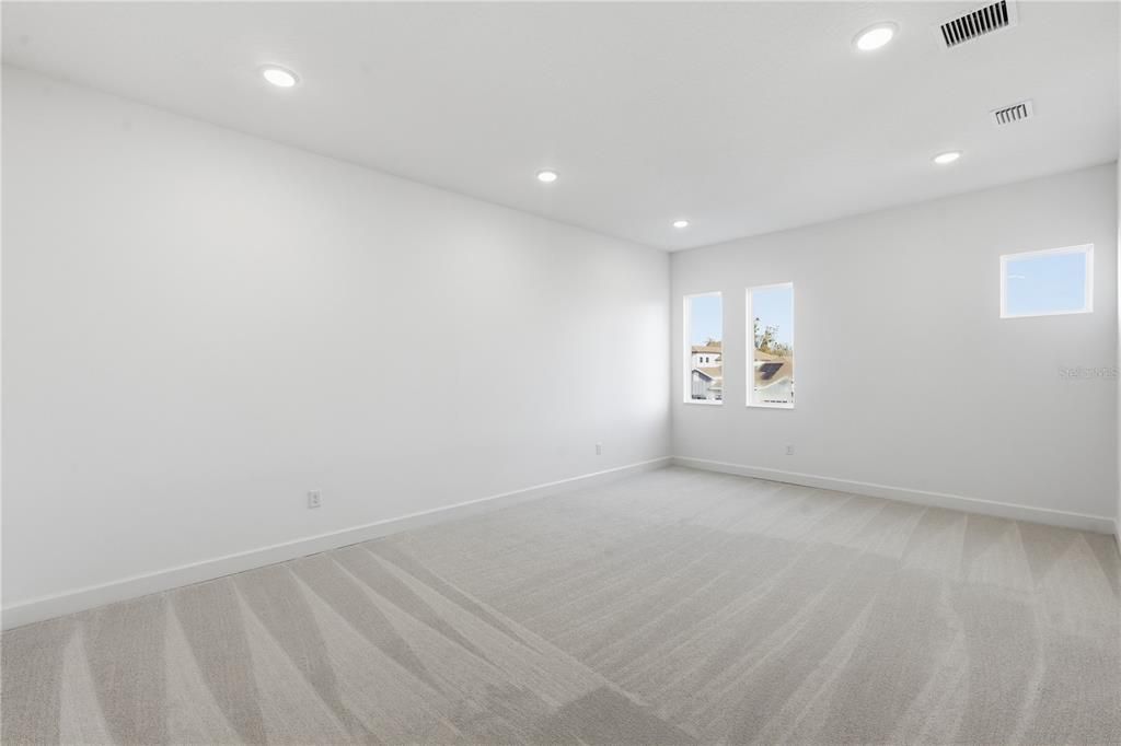 For Sale: $2,999,990 (6 beds, 6 baths, 6442 Square Feet)