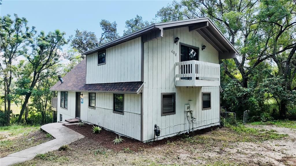 На продажу: $280,500 (3 спален, 2 ванн, 1632 Квадратных фут)