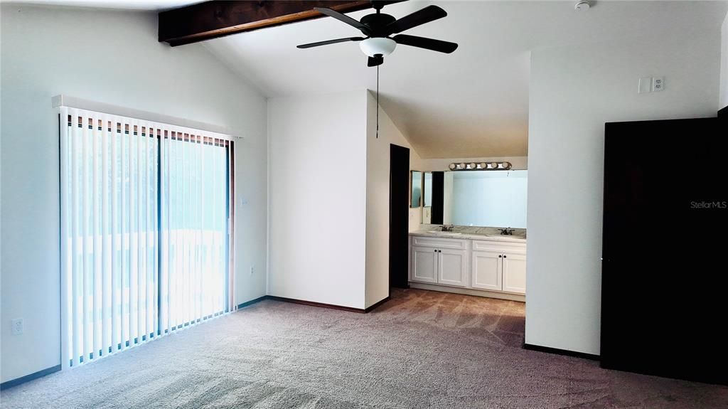 На продажу: $280,500 (3 спален, 2 ванн, 1632 Квадратных фут)