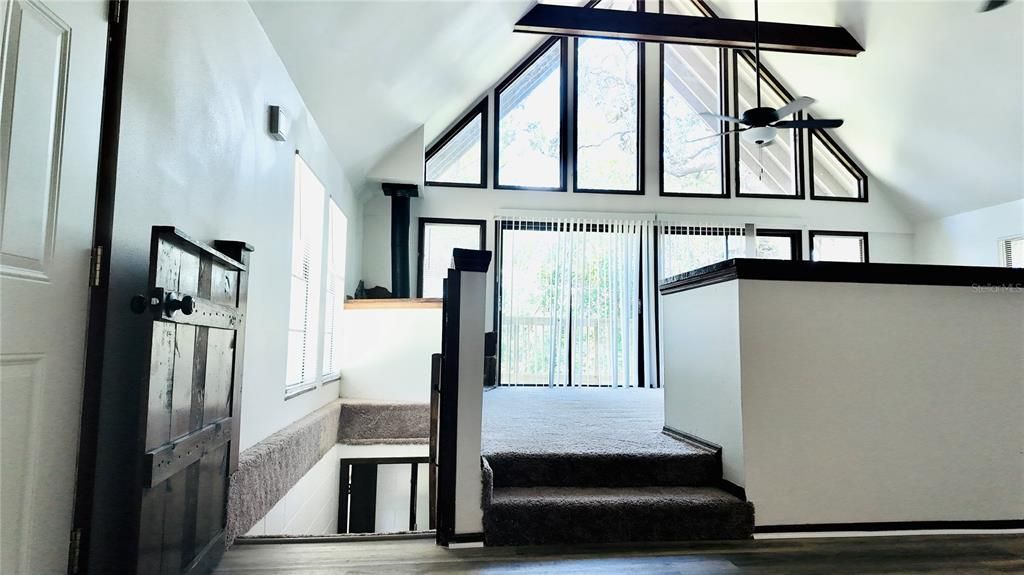 На продажу: $280,500 (3 спален, 2 ванн, 1632 Квадратных фут)