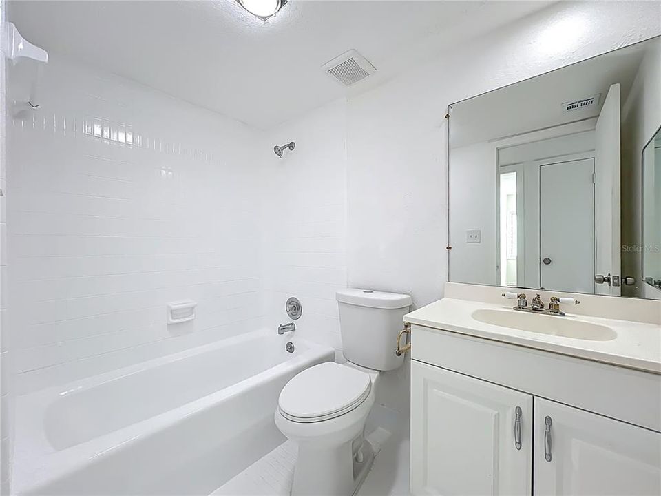 En Venta: $115,000 (2 camas, 2 baños, 1119 Pies cuadrados)