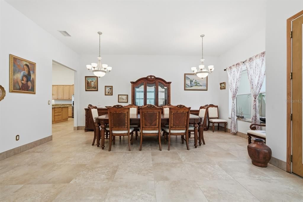 For Sale: $1,313,000 (4 beds, 4 baths, 3367 Square Feet)