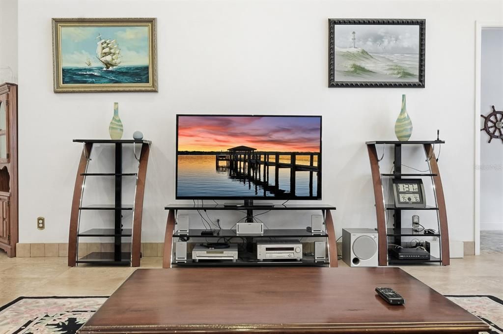 For Sale: $1,313,000 (4 beds, 4 baths, 3367 Square Feet)