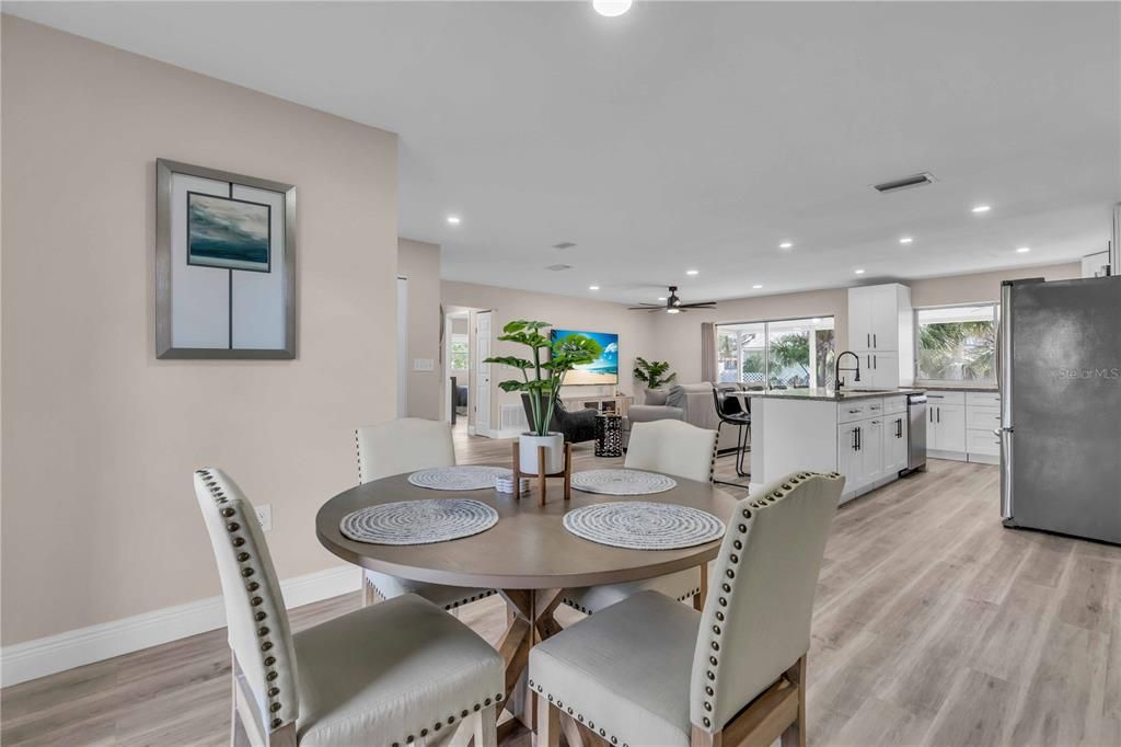 En Renta: $6,000 (2 camas, 2 baños, 1690 Pies cuadrados)