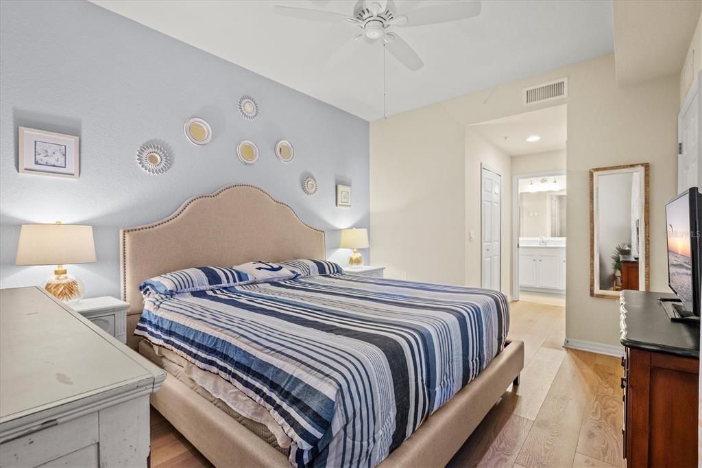 En Venta: $269,000 (2 camas, 2 baños, 1156 Pies cuadrados)