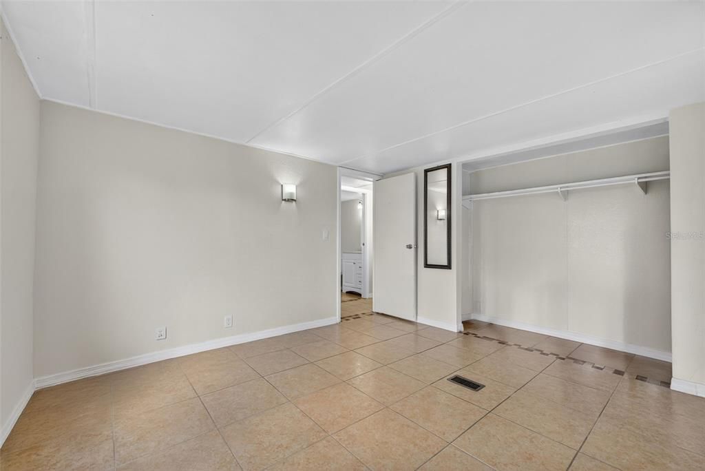 待售: $215,000 (3 贝兹, 2 浴室, 1248 平方英尺)