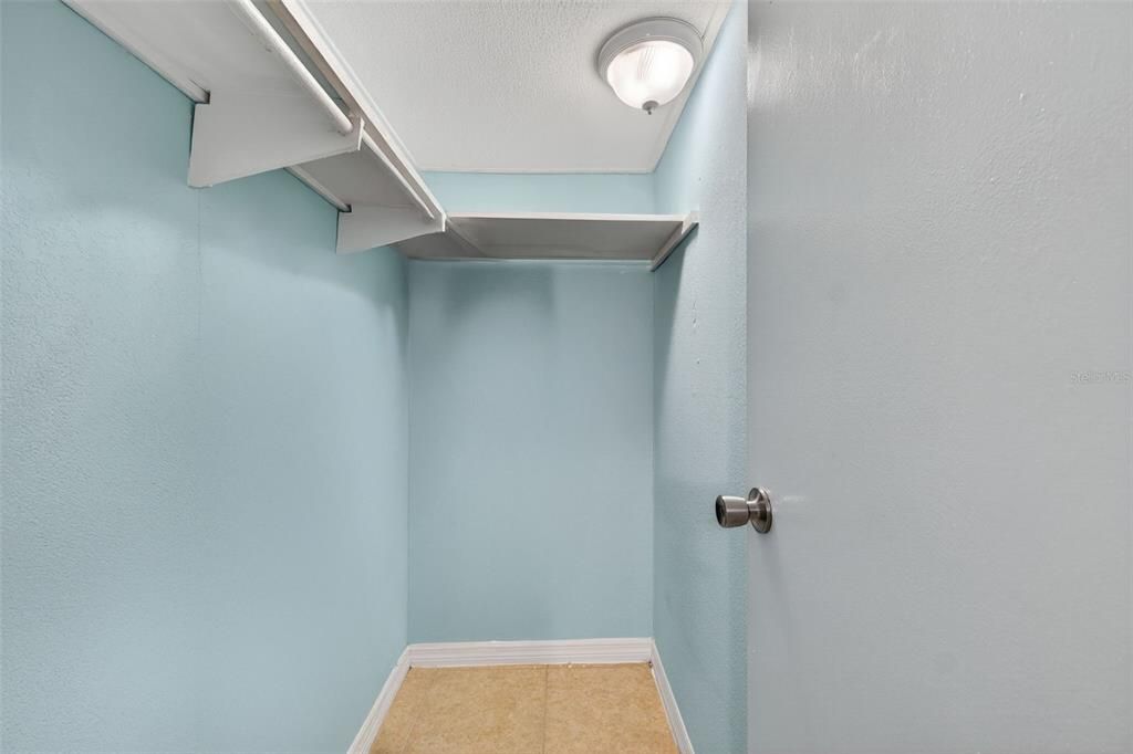 待售: $215,000 (3 贝兹, 2 浴室, 1248 平方英尺)