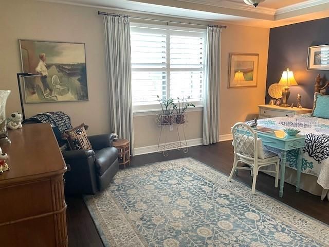 Activo con contrato: $874,999 (3 camas, 3 baños, 2483 Pies cuadrados)