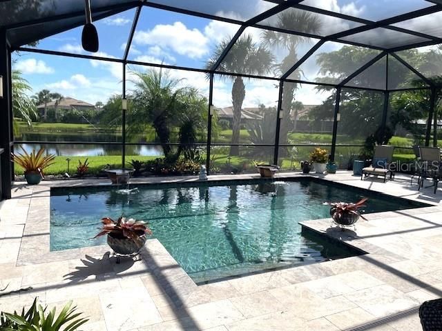 Activo con contrato: $874,999 (3 camas, 3 baños, 2483 Pies cuadrados)