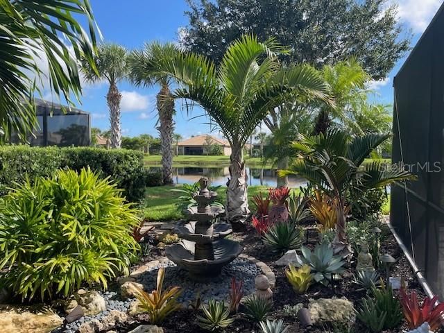 Activo con contrato: $874,999 (3 camas, 3 baños, 2483 Pies cuadrados)