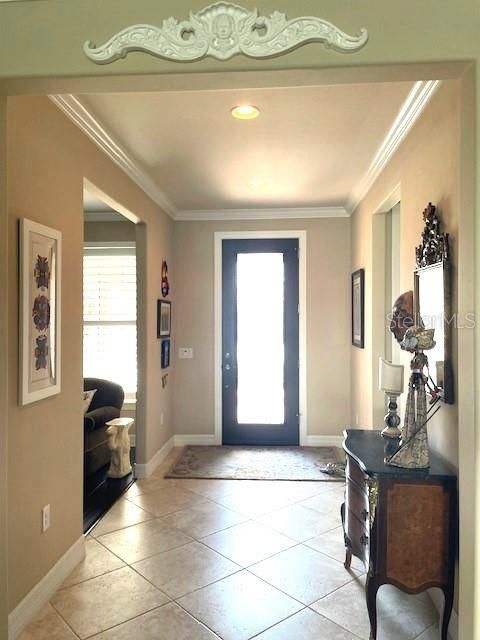 Activo con contrato: $874,999 (3 camas, 3 baños, 2483 Pies cuadrados)