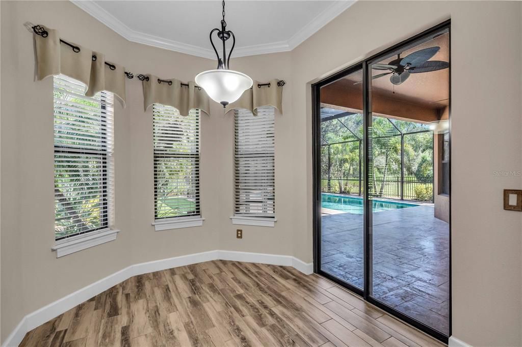 For Sale: $635,000 (3 beds, 3 baths, 2824 Square Feet)