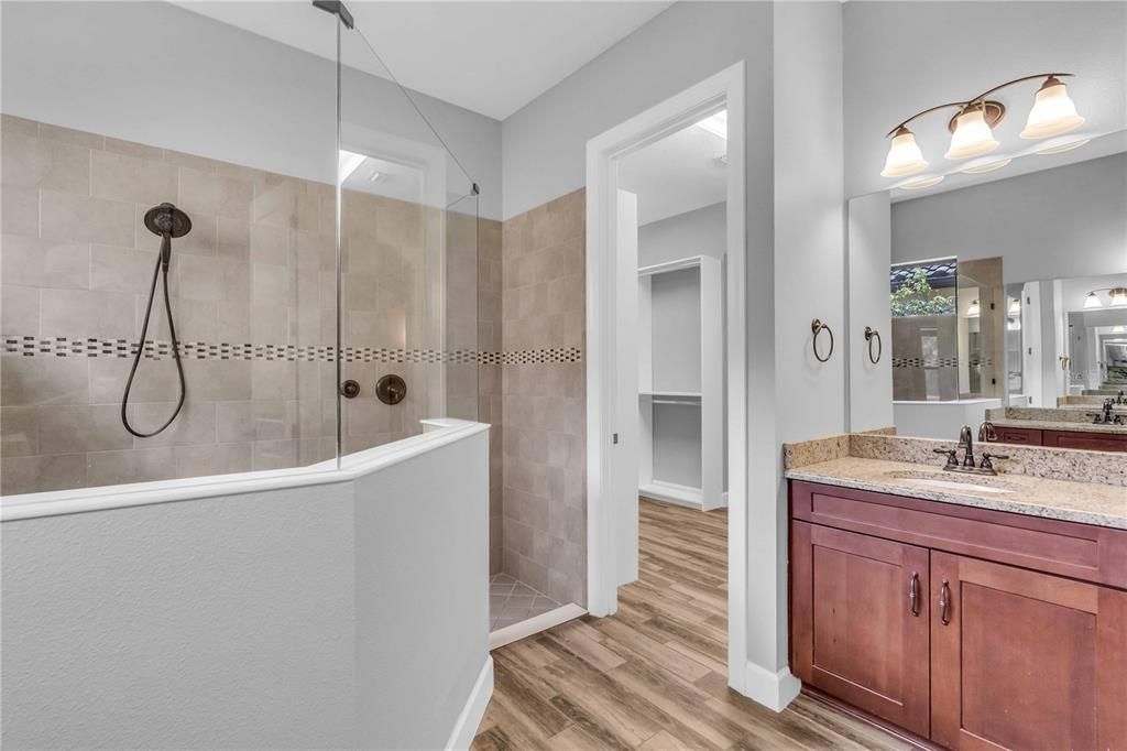 For Sale: $635,000 (3 beds, 3 baths, 2824 Square Feet)