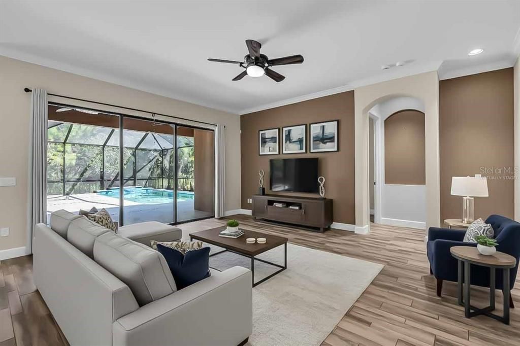 For Sale: $635,000 (3 beds, 3 baths, 2824 Square Feet)