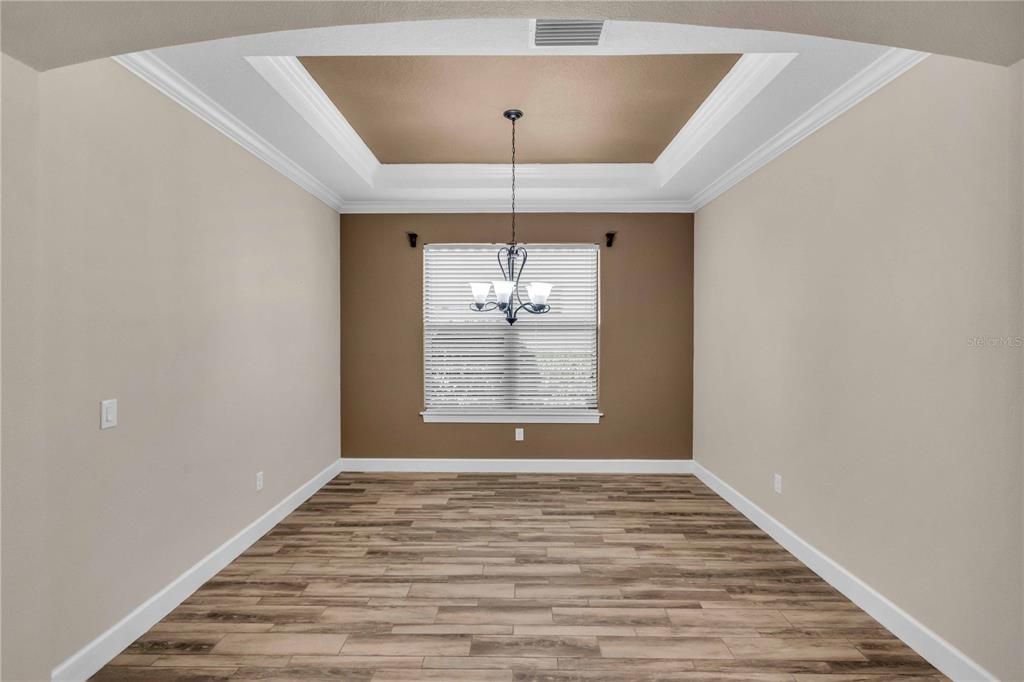 For Sale: $635,000 (3 beds, 3 baths, 2824 Square Feet)