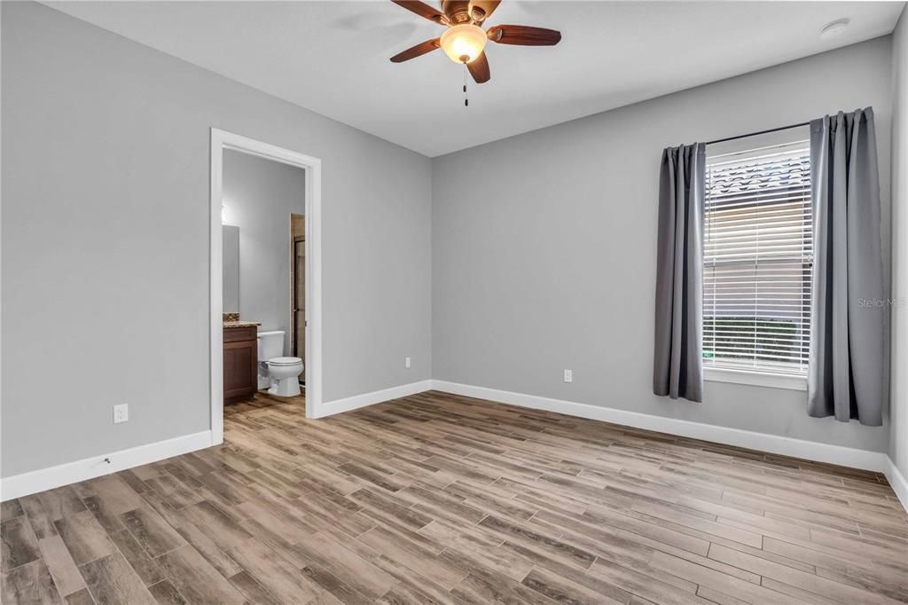 For Sale: $635,000 (3 beds, 3 baths, 2824 Square Feet)