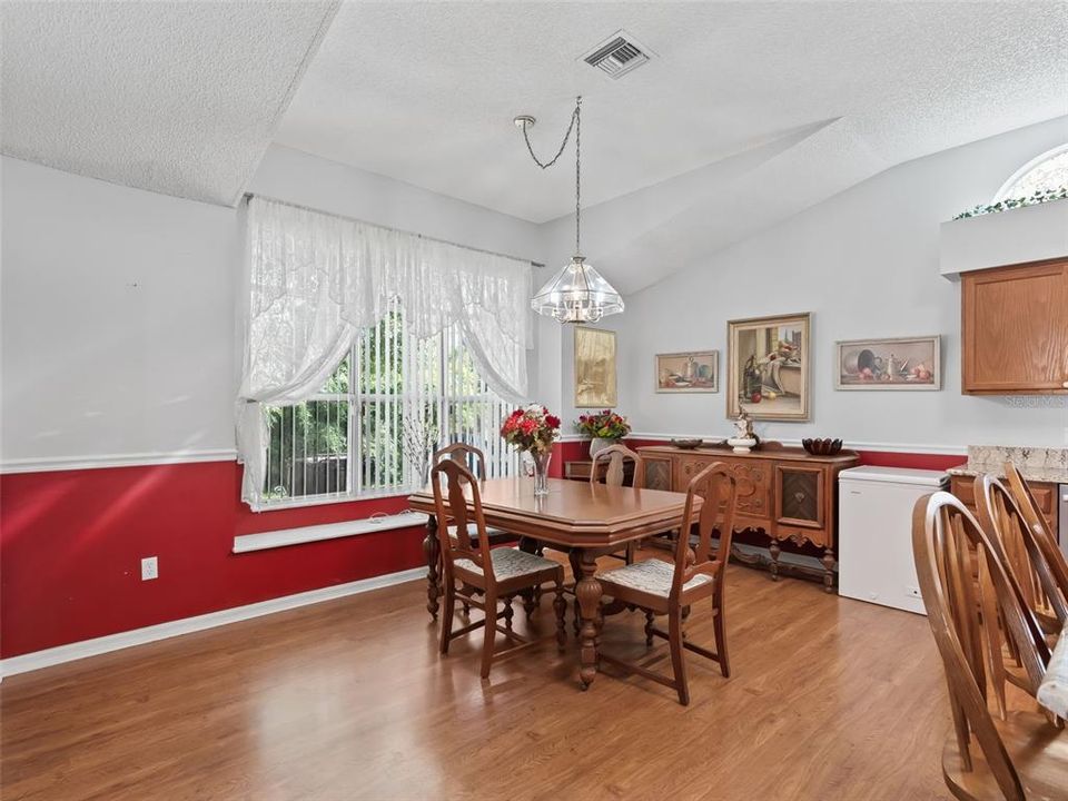 Active With Contract: $375,000 (3 beds, 2 baths, 1897 Square Feet)