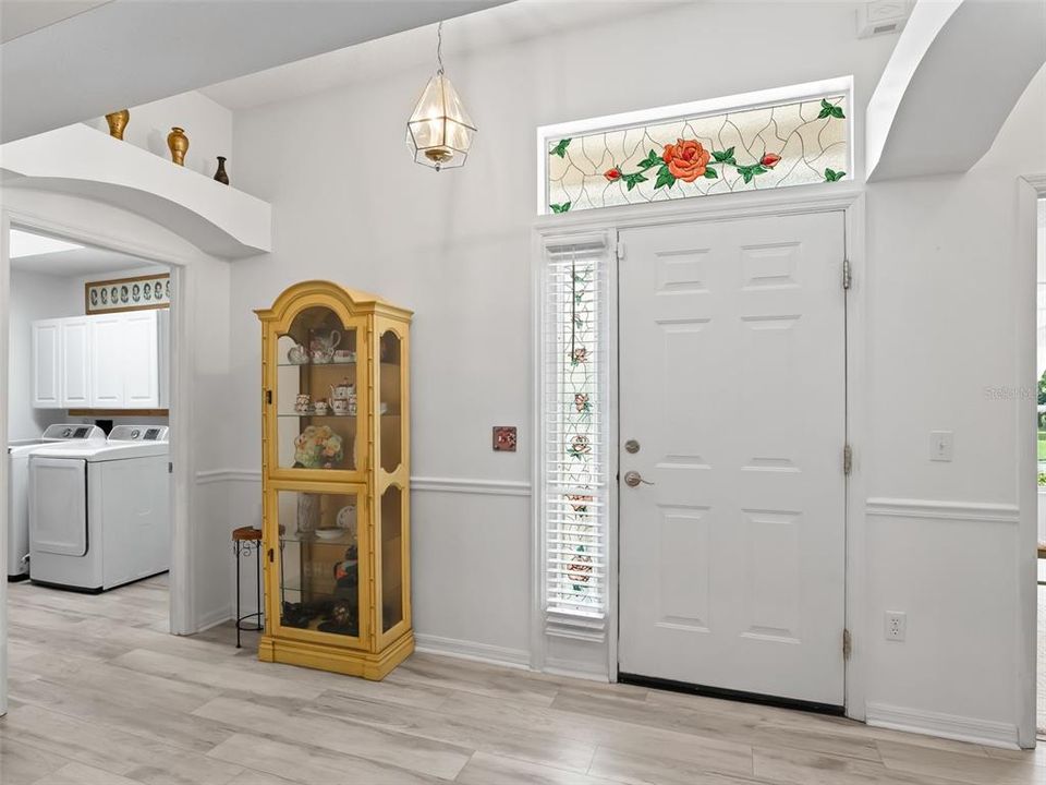 Active With Contract: $375,000 (3 beds, 2 baths, 1897 Square Feet)