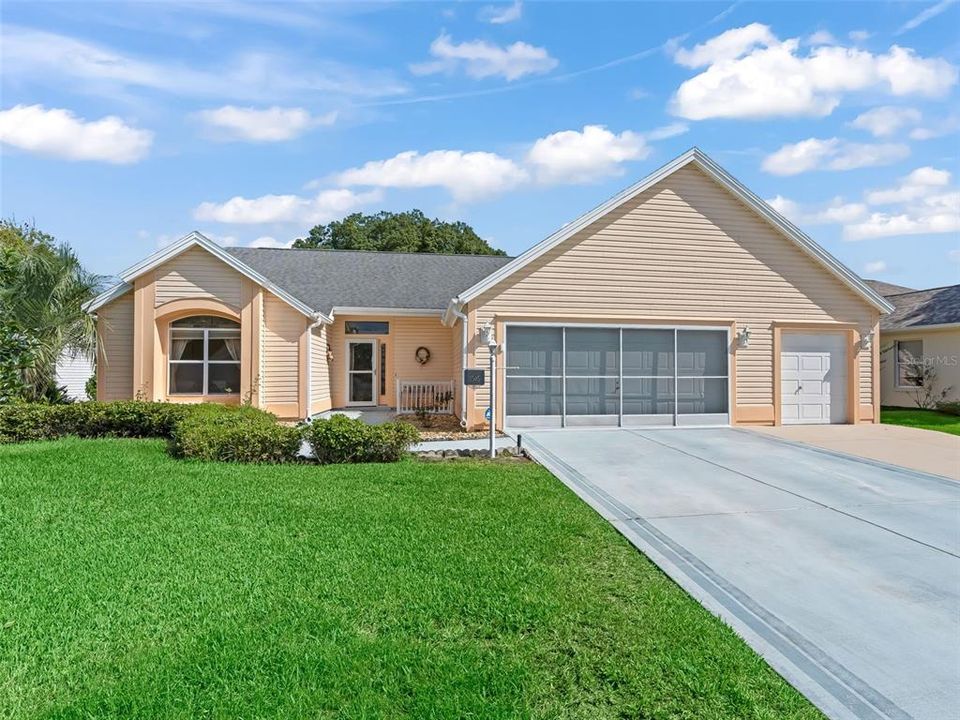 Active With Contract: $375,000 (3 beds, 2 baths, 1897 Square Feet)