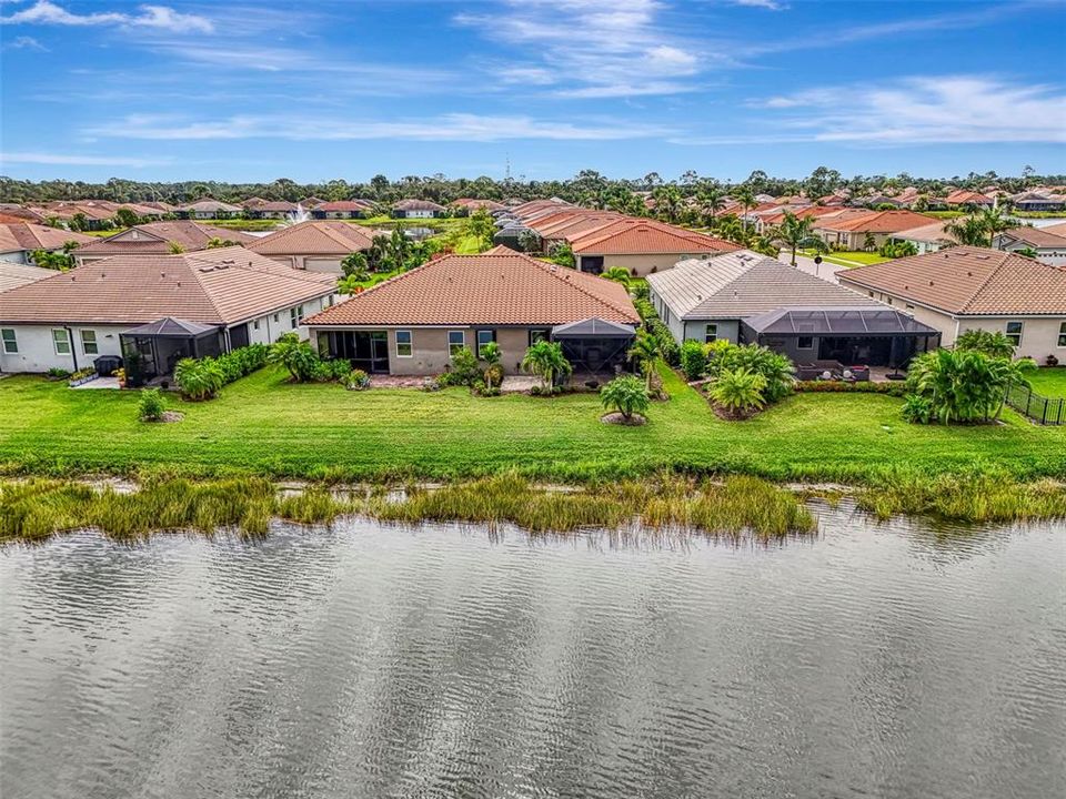 Activo con contrato: $374,900 (2 camas, 2 baños, 1432 Pies cuadrados)