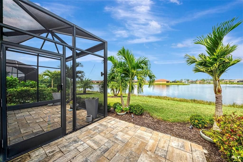 Activo con contrato: $374,900 (2 camas, 2 baños, 1432 Pies cuadrados)