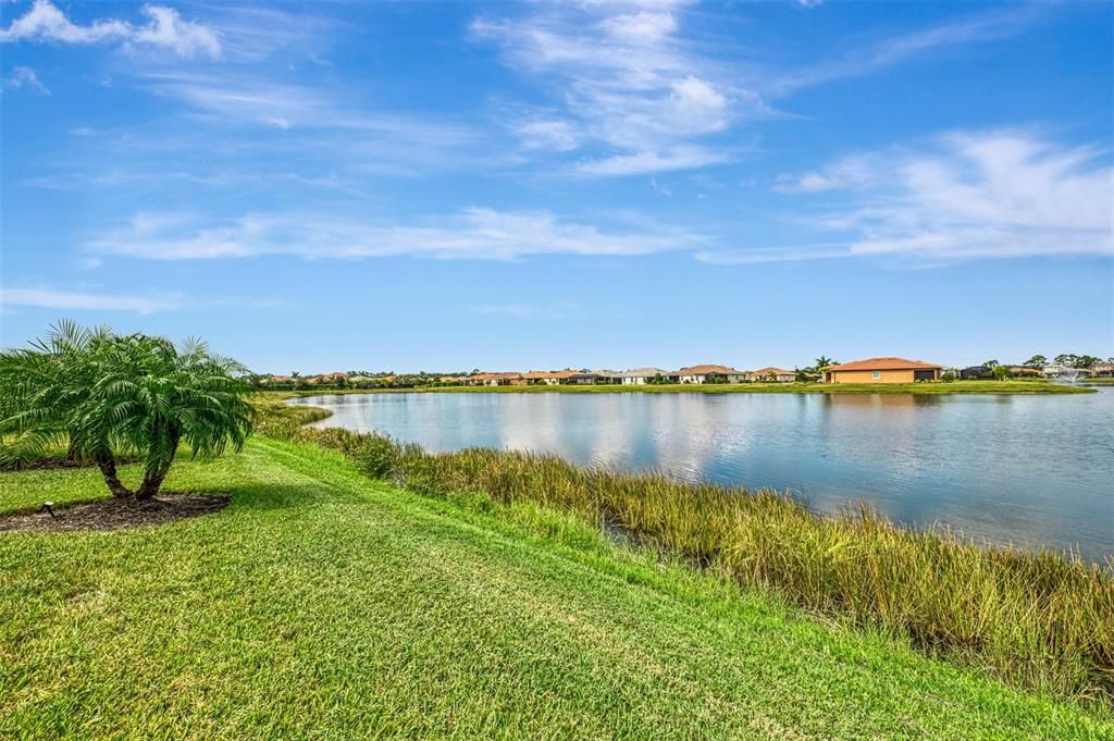 Activo con contrato: $374,900 (2 camas, 2 baños, 1432 Pies cuadrados)