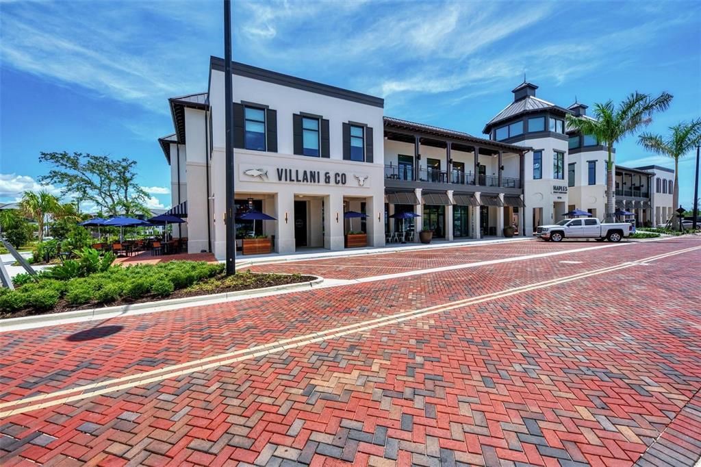 Activo con contrato: $374,900 (2 camas, 2 baños, 1432 Pies cuadrados)