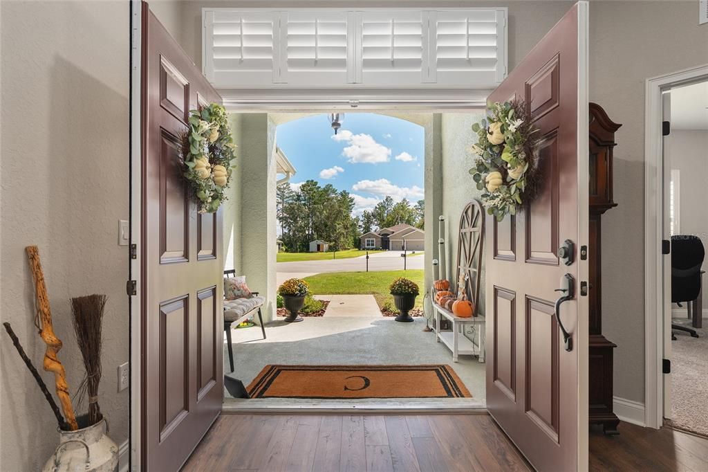 合同活跃: $475,000 (5 贝兹, 3 浴室, 2795 平方英尺)