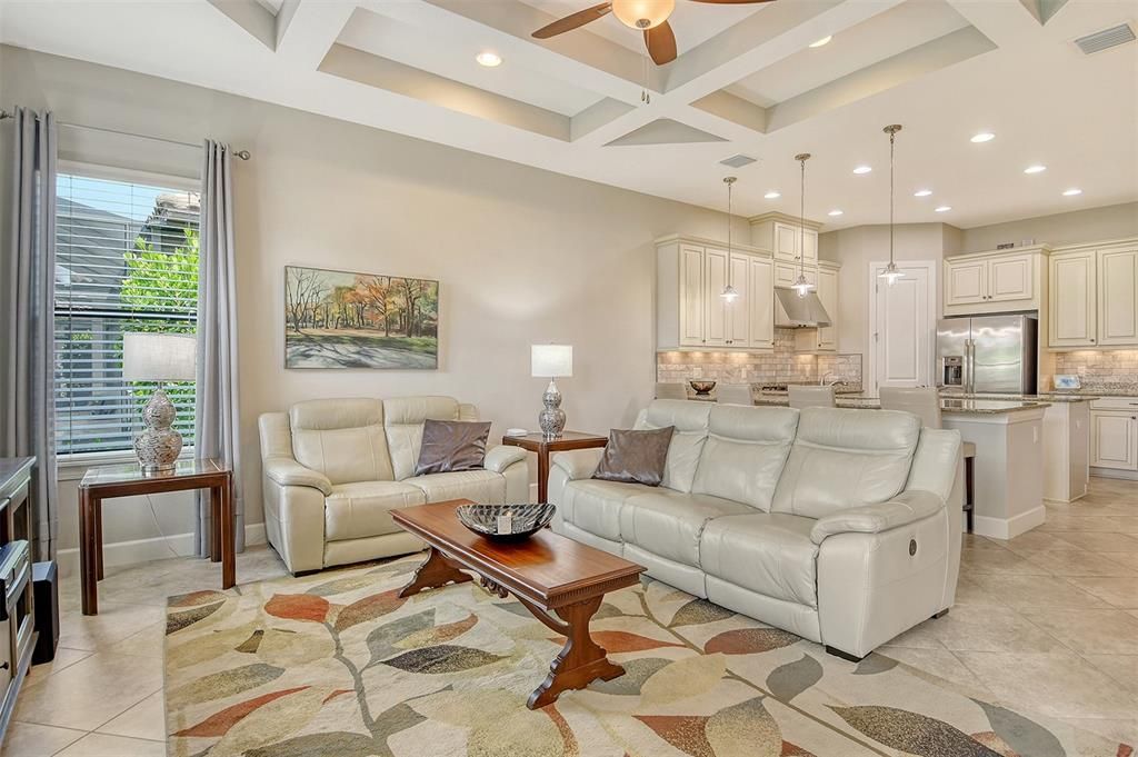 出租: $5,750 (3 贝兹, 3 浴室, 2993 平方英尺)