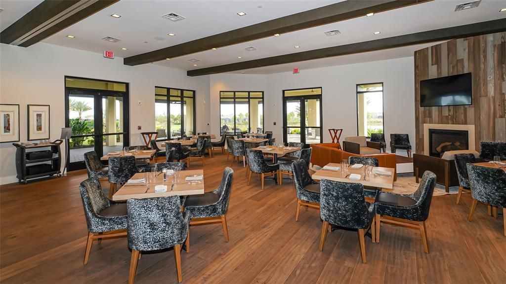 出租: $5,750 (3 贝兹, 3 浴室, 2993 平方英尺)