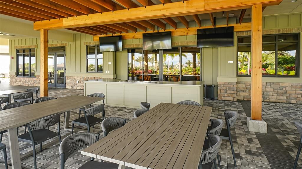 出租: $5,750 (3 贝兹, 3 浴室, 2993 平方英尺)