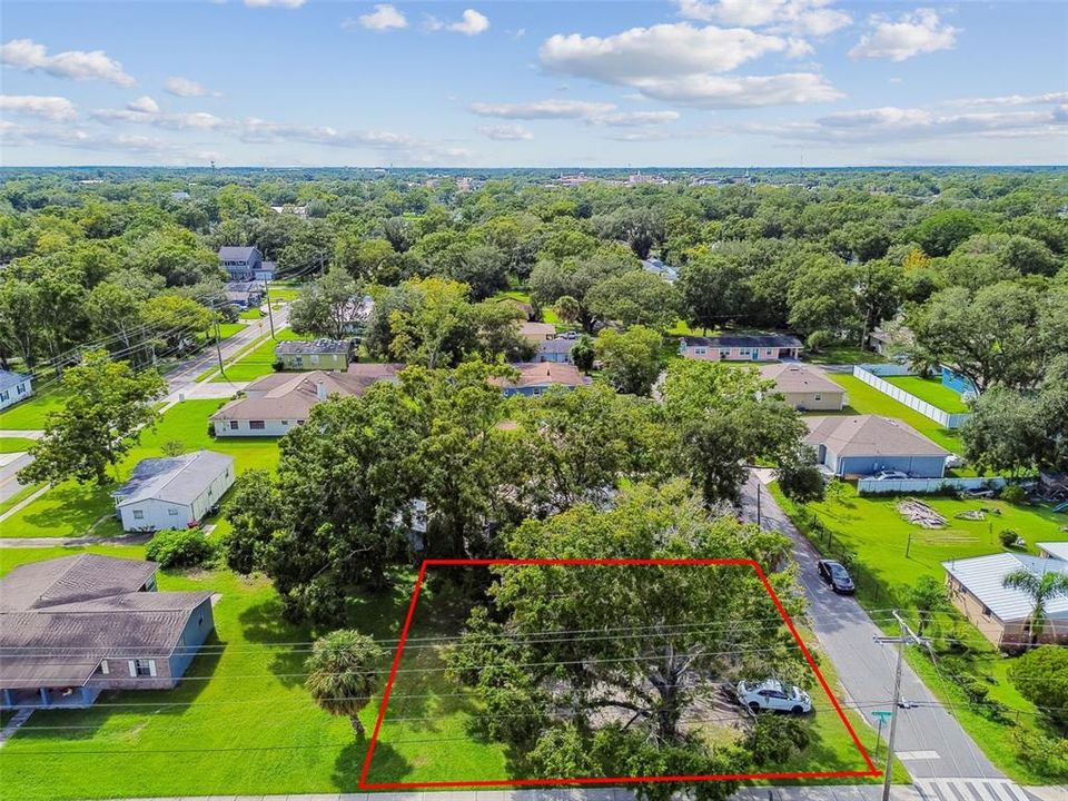 待售: $110,000 (0.27 acres)