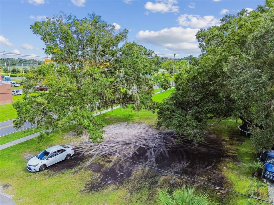 待售: $110,000 (0.27 acres)