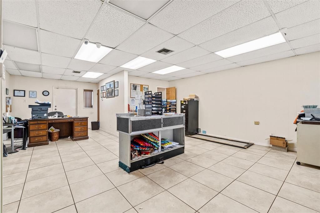 For Sale: $950,000 (0 beds, 0 baths, 4832 Square Feet)