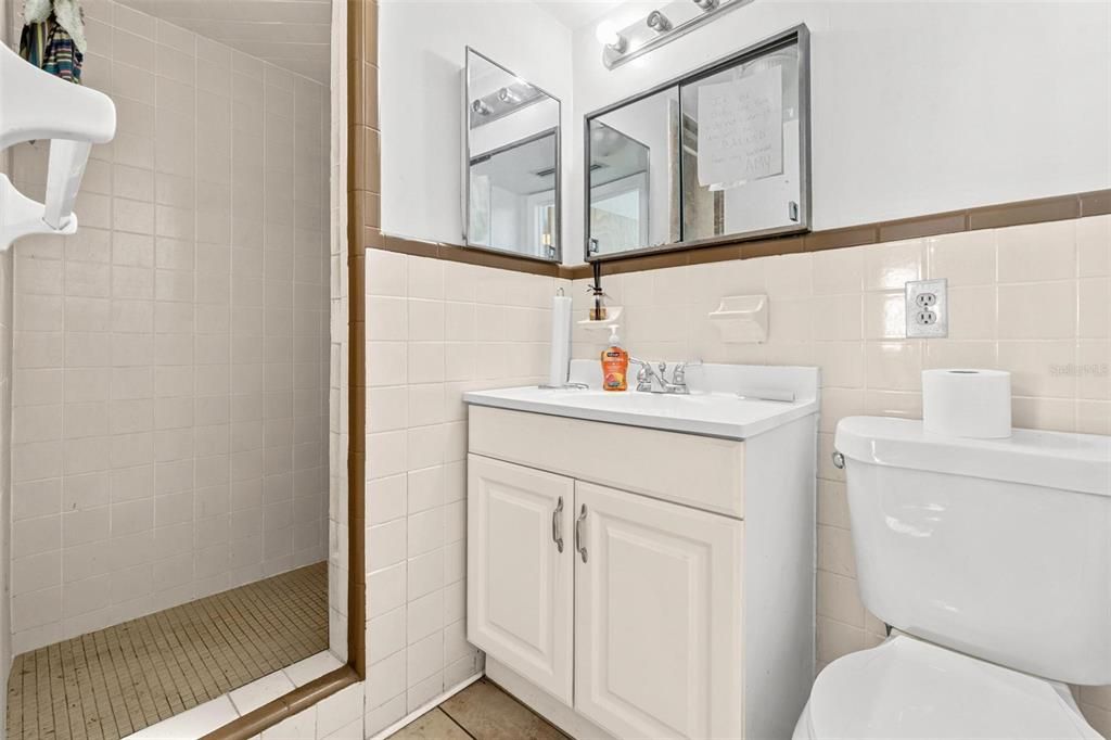 For Sale: $950,000 (0 beds, 0 baths, 4832 Square Feet)