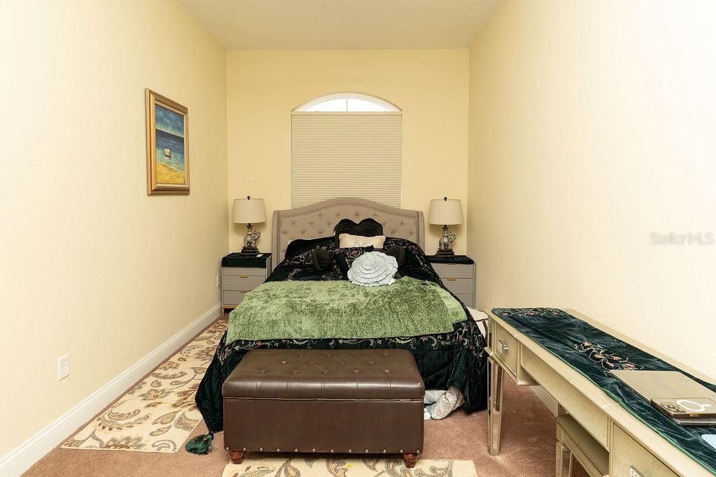 Под контрактом: $3,250,000 (6 спален, 6 ванн, 6308 Квадратных фут)