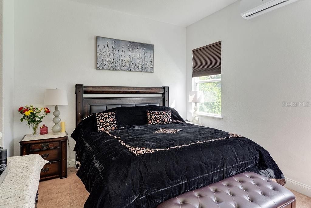 Под контрактом: $3,250,000 (6 спален, 6 ванн, 6308 Квадратных фут)